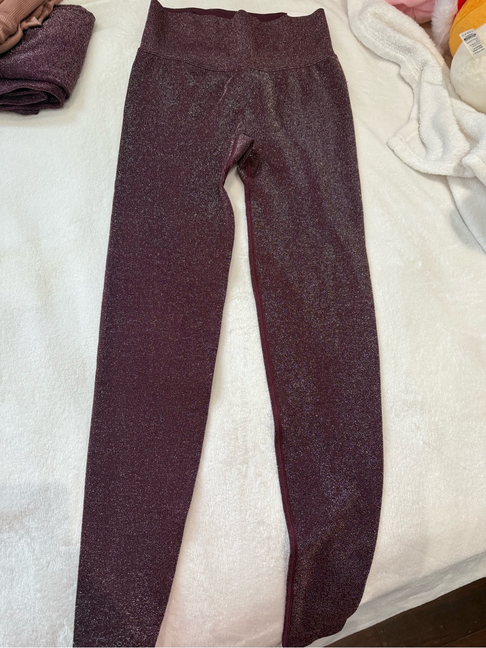 Victoria’s Secret women Sparkle Leggings - Wine Shimmer small